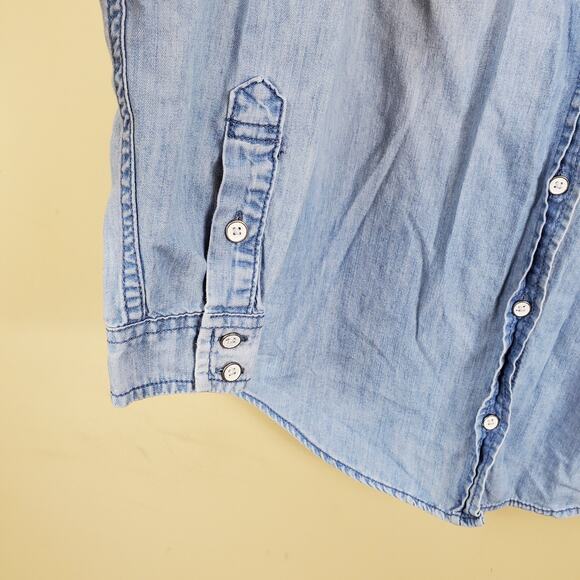Victoria's Secret Chambray Button Up Shirt Women's Size XS - Picture 5 of 10